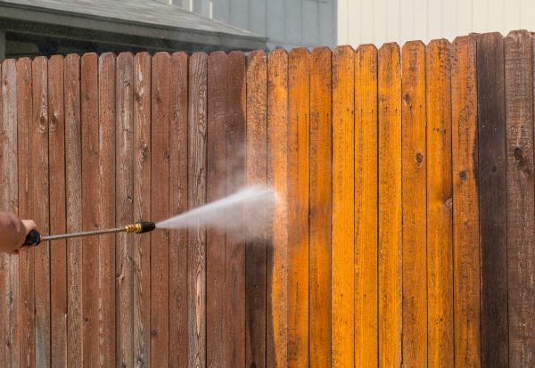 Cost of Fence Power Washing in Los Gatos