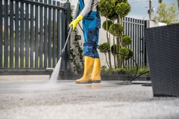 Cost of Driveway Power Washing in Los Gatos