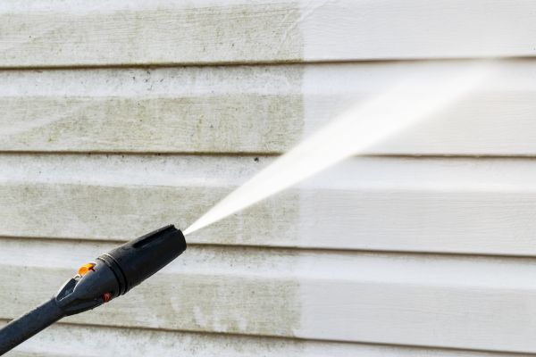 Cost of House Exterior Cleaning in Los Gatos