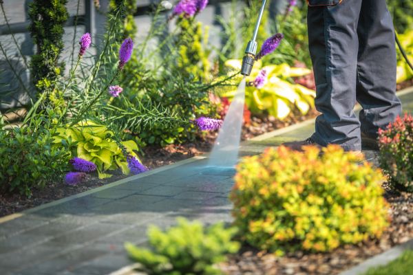 Cost of Sidewalk Pressure Washing in Los Gatos
