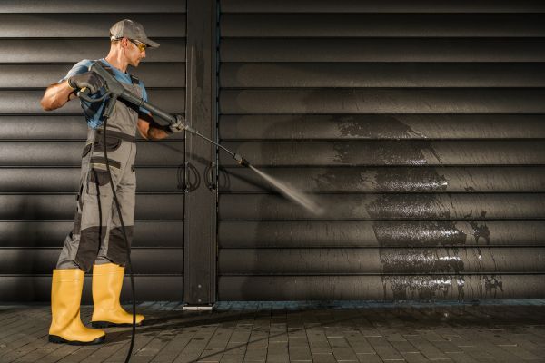 Cost of Garage Power Washing in Los Gatos