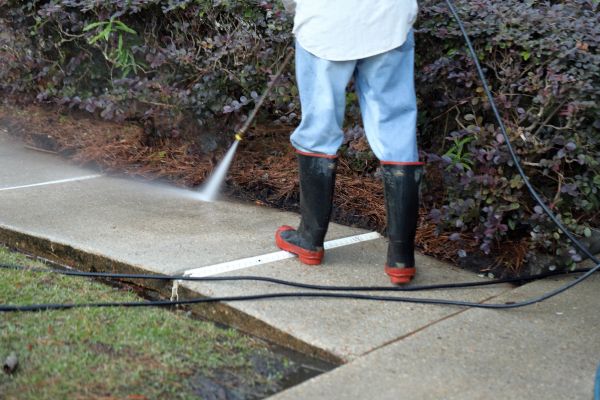 Cost of Sidewalk Washing in Los Gatos