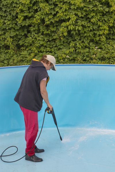 Pool Pressure Washing in Los Gatos