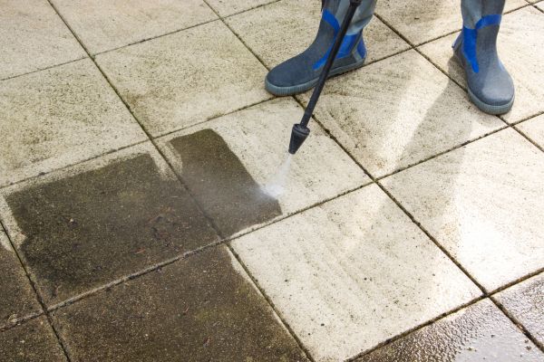 Outdoor Concrete Cleaning in Los Gatos